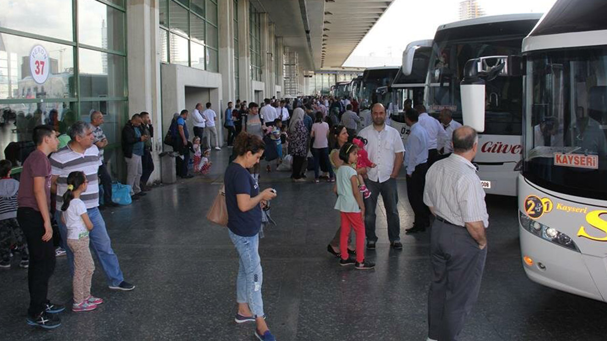 sehirlerarasi otobus seyahatleri sokaga cikma yasagindan etkilenecek mi