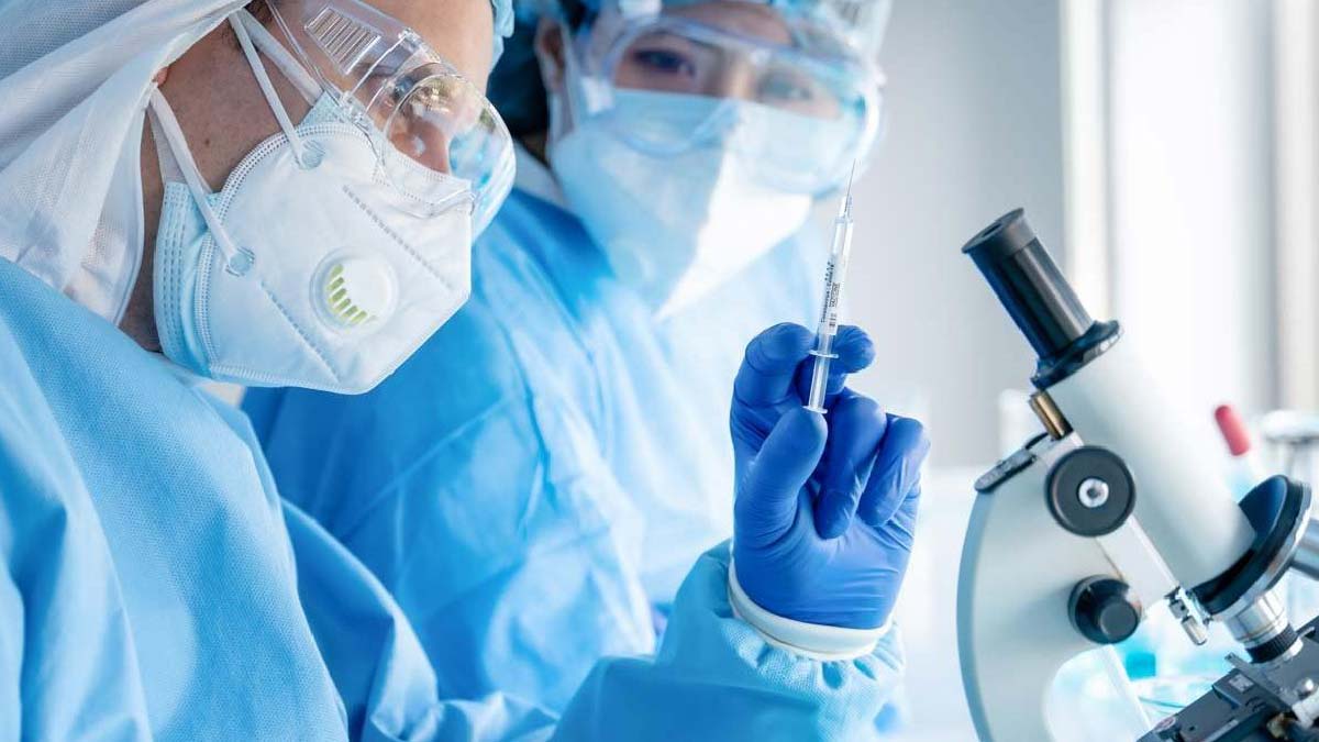 İngiltere korona aşısı için 'ordu' kuruyor