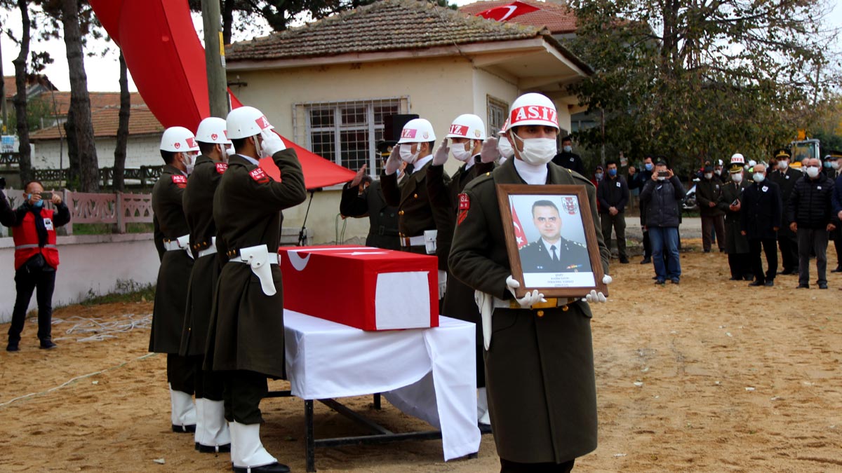 Şehit Yarbay son yolculuğuna uğurlandı