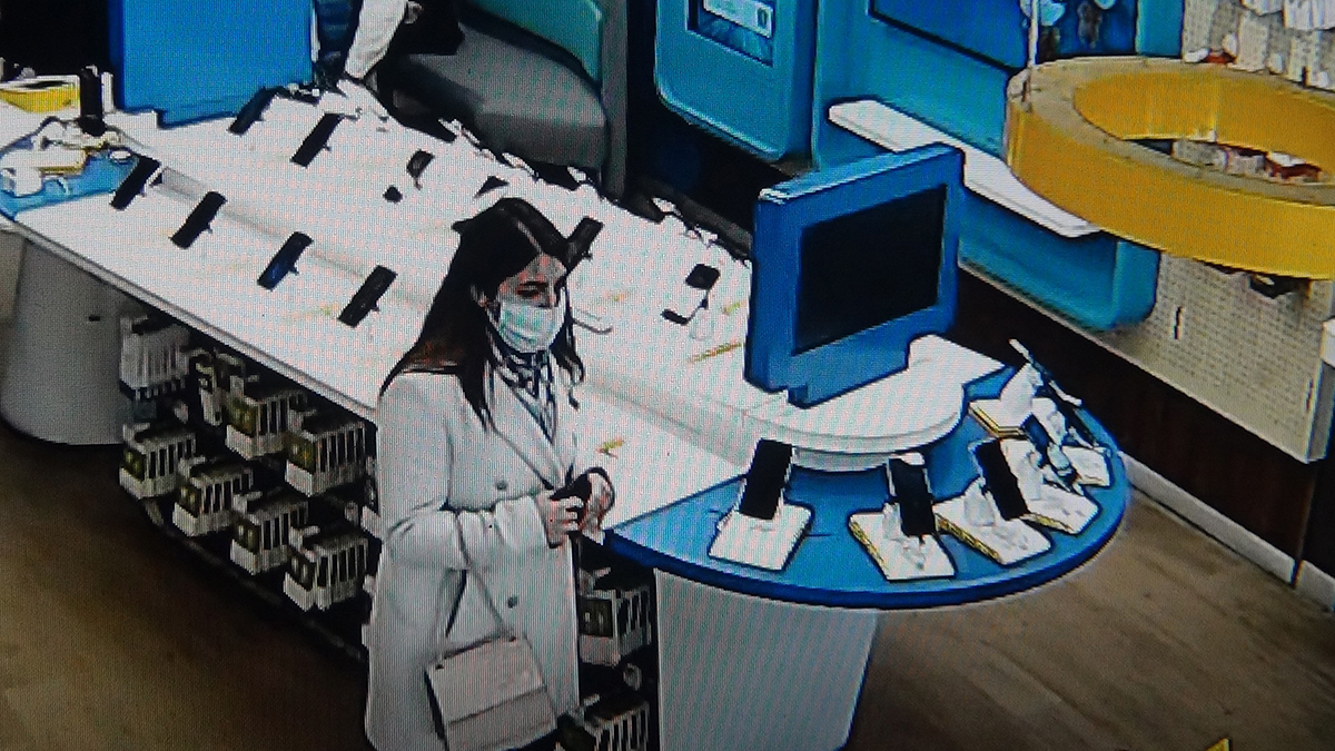 Organize telefon hırsızlığı kamerada