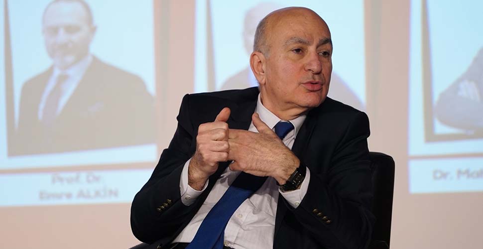 Mahfi Eğilmez'den faiz yorumu: Kararın tek yararı sadeleştirme oldu