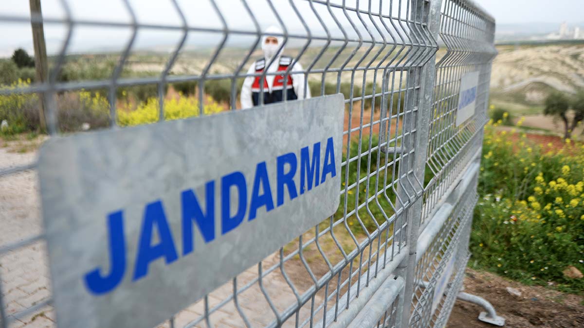 Gaziantep de patladı, sadece bir ilçede 334 ev için karantina kararı çıktı