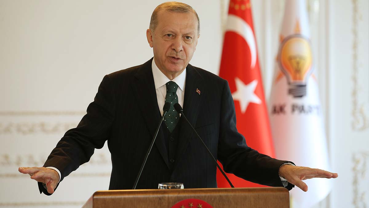 Son dakika! Erdoğan'dan Bülent Arınç'a sert sözler: Birileri fitne...