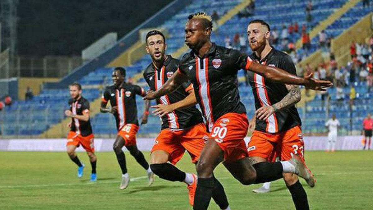 Adanaspor'da 6 kişinin daha testi pozitif çıktı