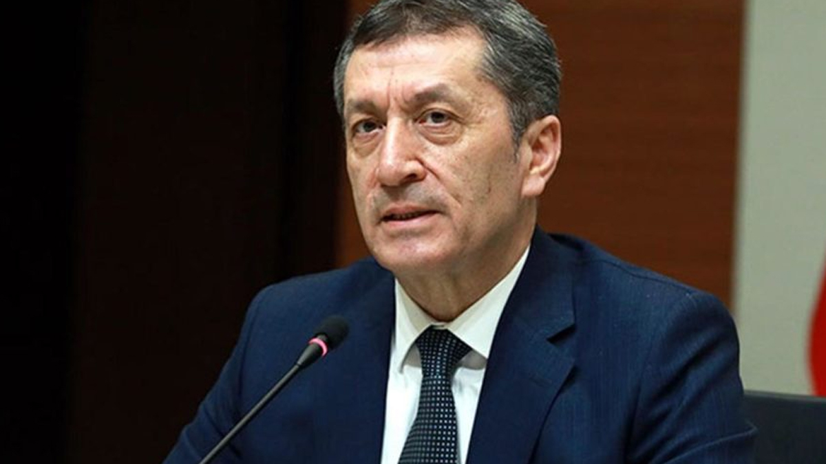Tatil sonrası Bakan Selçuk'tan açıklama: Az daha sabır, çok daha tedbir