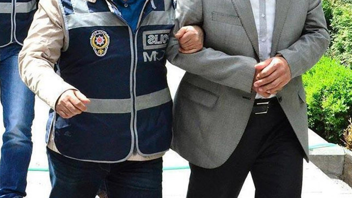 Dışişleri ve Emniyet'ten Cezayir'de FETÖ operasyonu