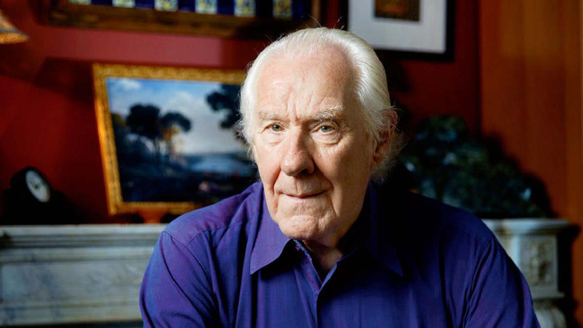 Devrim masala dönüşünce ölür