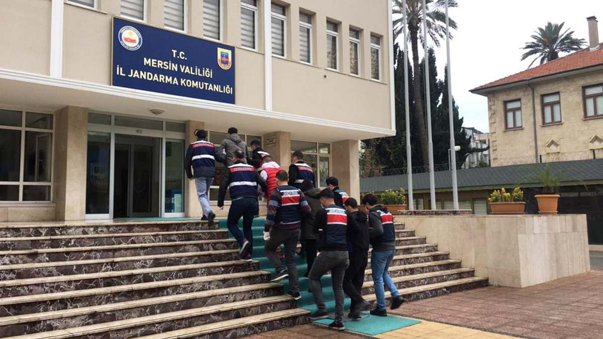 Balıkesir ve Mersin'de PKK operasyonu! 9 şüpheli yakalandı
