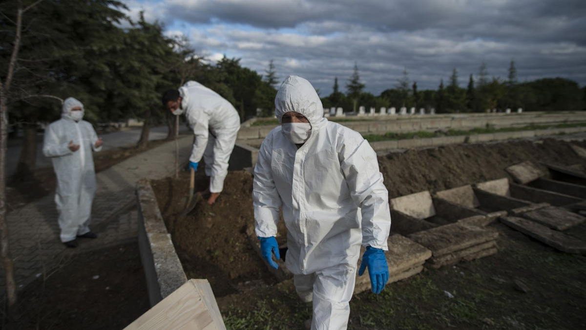 Koronavirüs tablosunda son durum: Vefat sayısı yine rekor kırdı