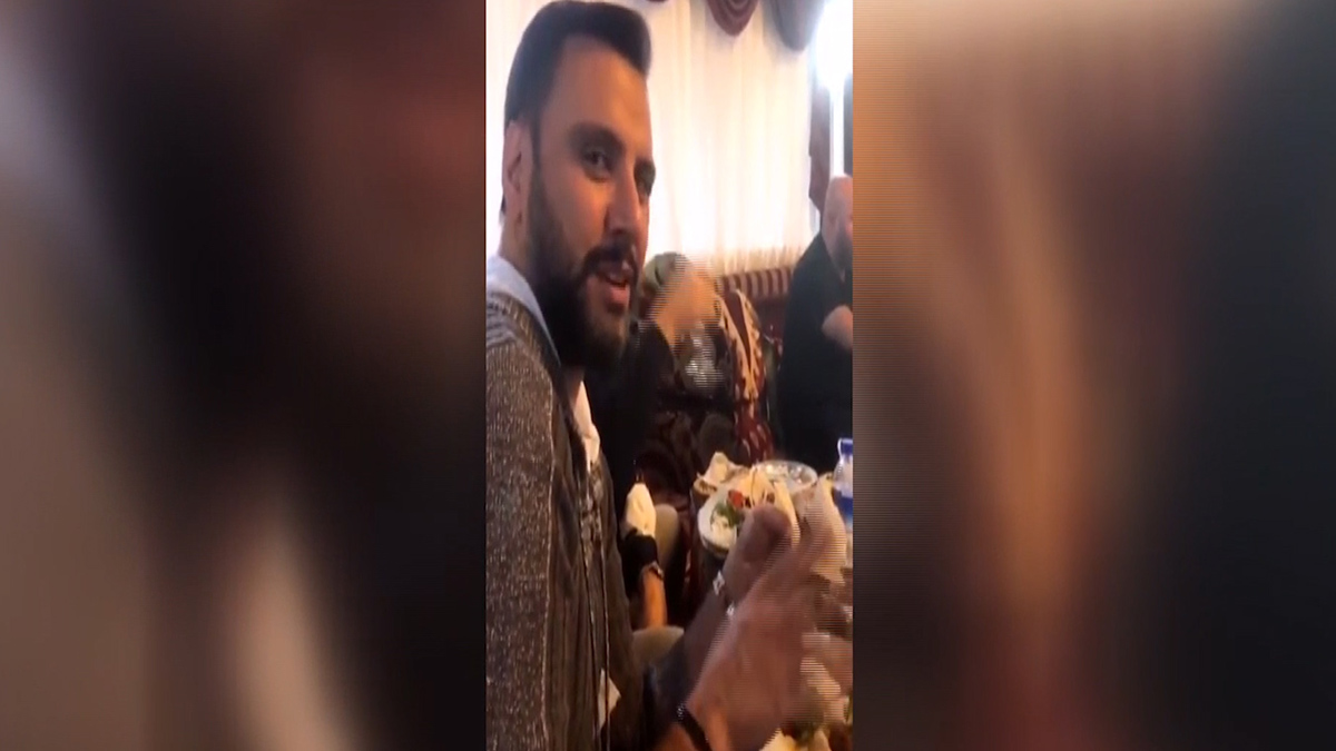 AK Partili belediye Alişan ve Demet Akalın için korona yasağını deldi