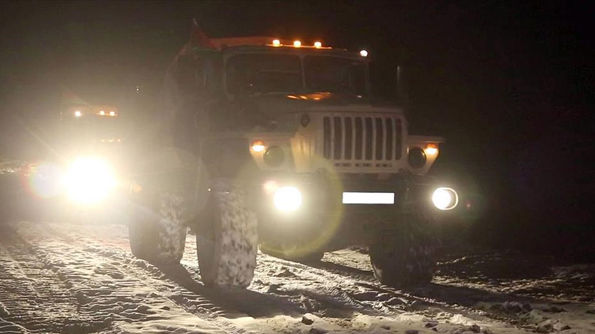 Azerbaycan ordusu Laçın'a girdi