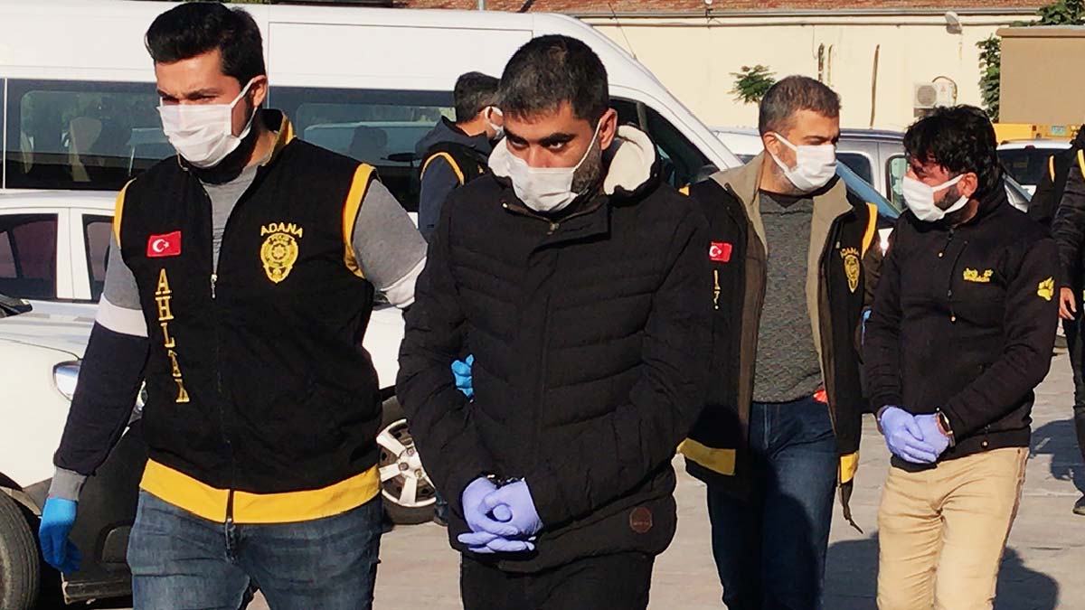 Adana'da firari hükümlülere 'şafak' baskını!