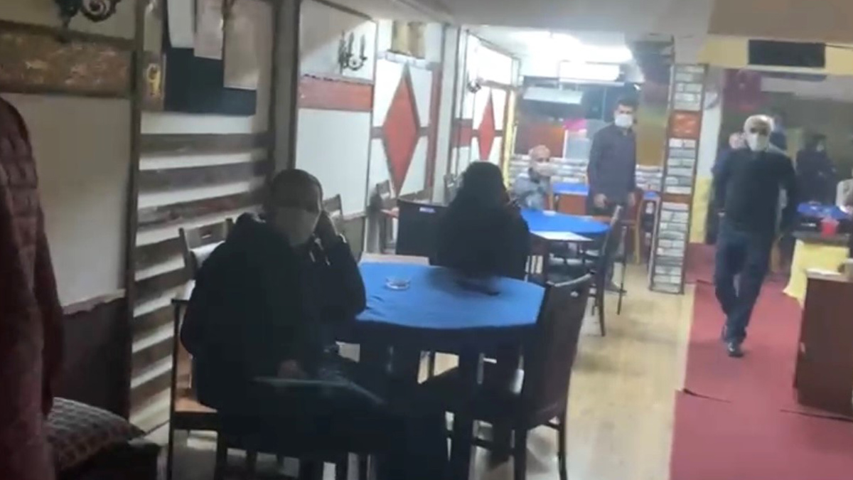 Kahvehanede kaçak kumar oynadılar: 64 bin 750 lira ceza kesildi