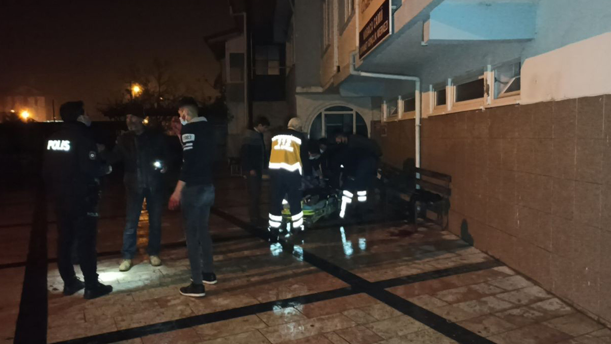 Koronavirüs testi pozitif çıktı cinnet getirdi