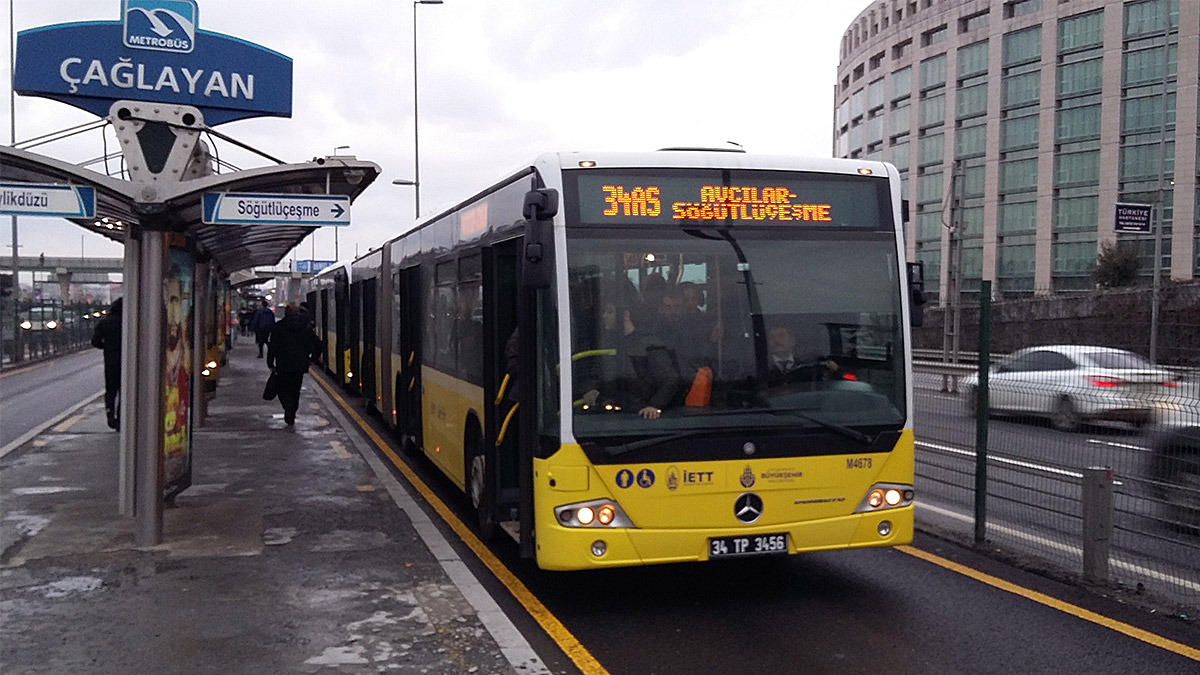 sokaga cikma yasaginda otobus metrobus minibus metro calisiyor mu