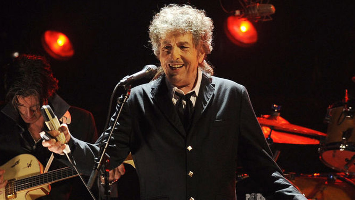 Bob Dylan, 60 yıllık şarkı kataloğunu sattı