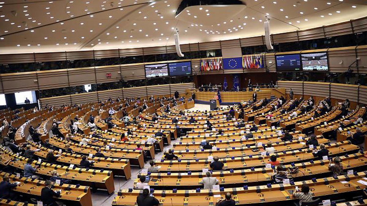 AB'den insan hakları için yeni karar: Keyfi gözaltı ve tutuklamalara yaptırım gelecek