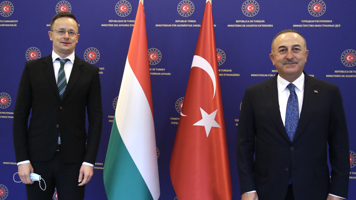 Macaristan Dışişleri Bakanı Szijjarto: Avrupa'nın güvenliği Türkiye'nin elinde