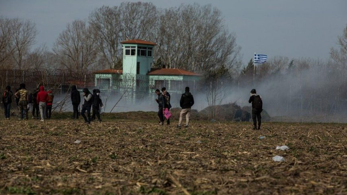 Yunanistan'dan Türkiye'ye göçmen suçlaması