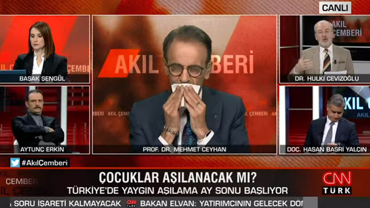 Prof. Dr. Mehmet Ceyhan canlı yayında fenalaştı