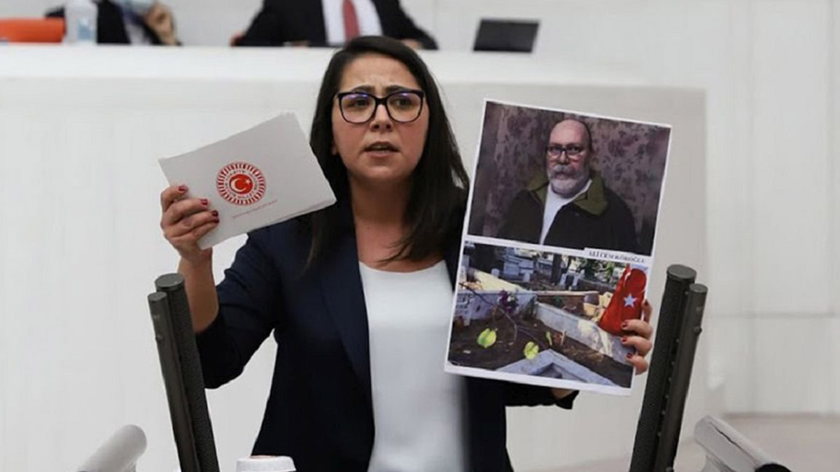 CHP'li Kadıgil: Size Devlet Tiyatroları'ndaki bir cinayetin anatomisini anlatacağım