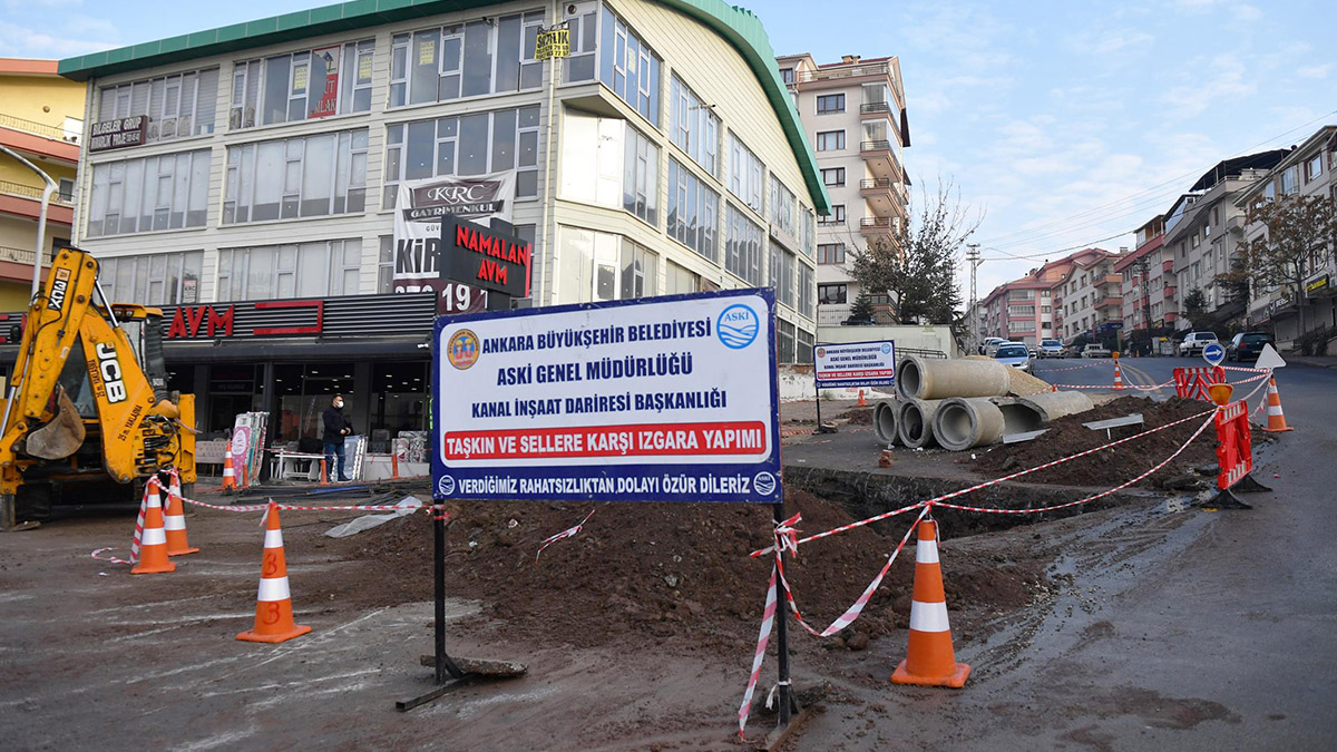 Büyükşehir'den Mamak ve Yenimahalle'de sel manzaralarına son