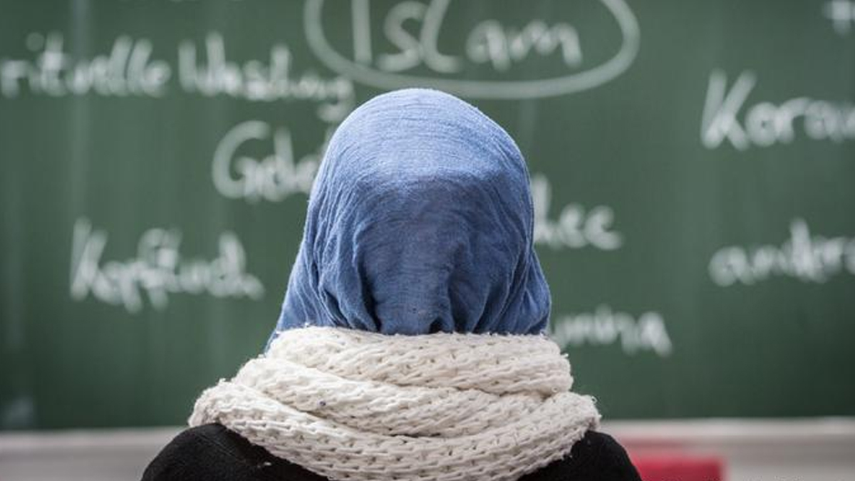 Avusturya'dan tüm dünyaya örnek olacak başörtüsü kararı