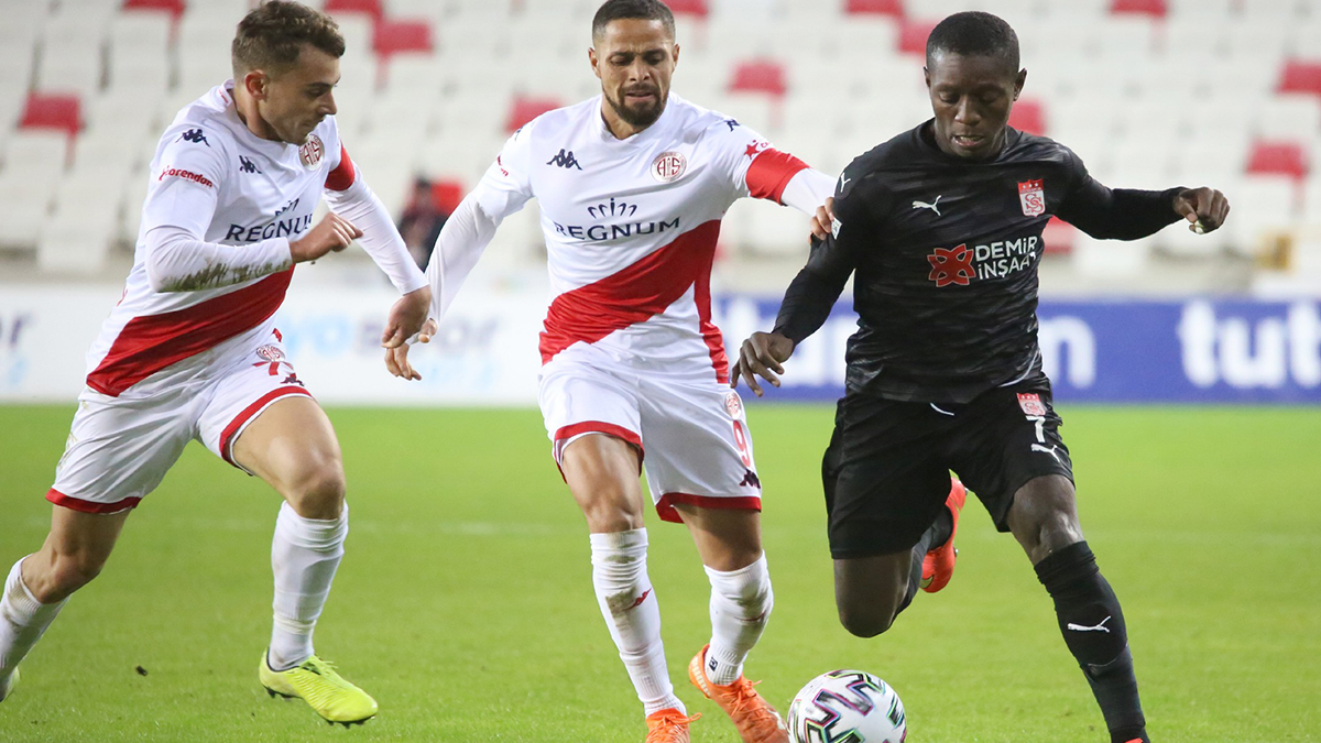 Sivasspor kendi evinde galibiyete hasret
