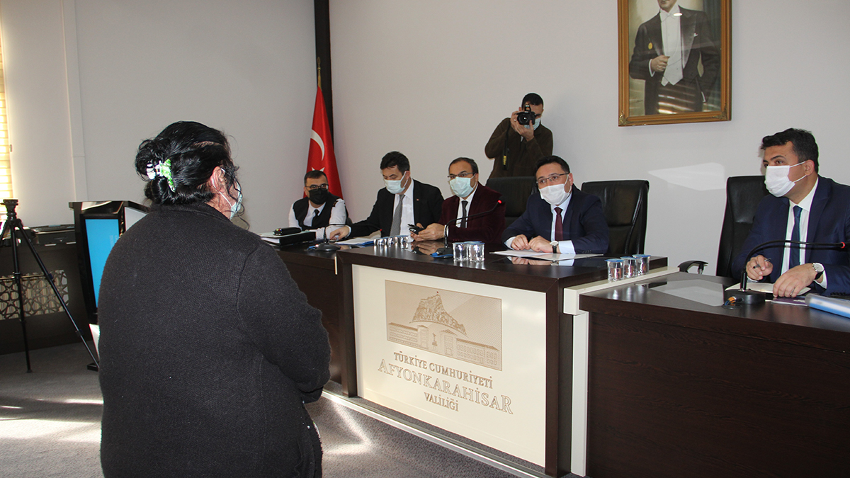 Evinin önüne trafo dikildi Vali'ye şikayet etti