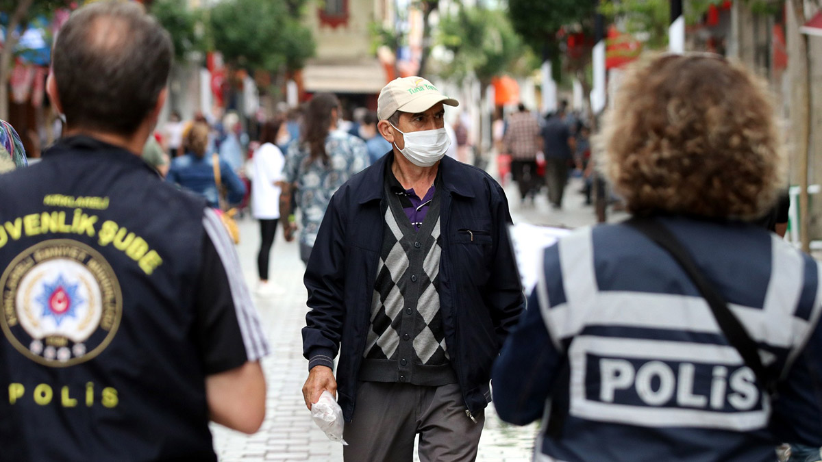 Son dakika! İçişleri yılbaşı kısıtlamalarının detaylarını açıklandı