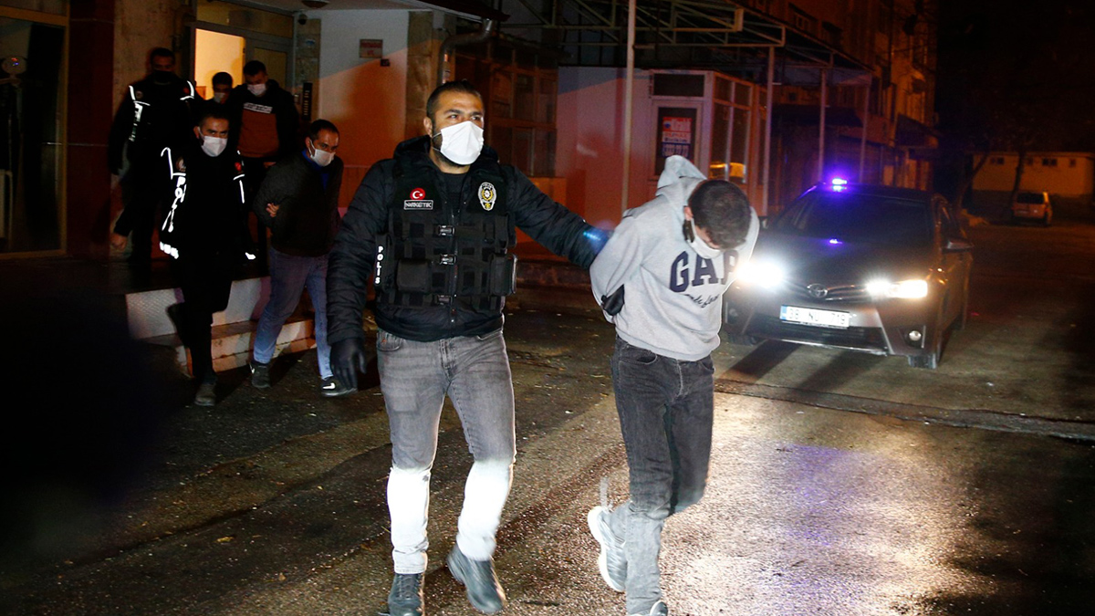 Kayseri'de uyuşturucu partisine baskın düzenlendi