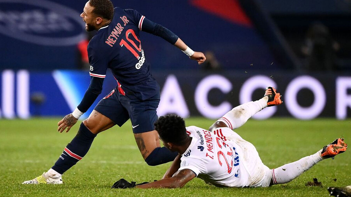 Neymar'ı sakatladı ölüm tehditleri alıyor