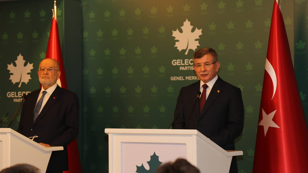 Davutoğlu'ndan hükümete Perinçek eleştirisi: Çin'in sözcüsünün peşine takılmışlar