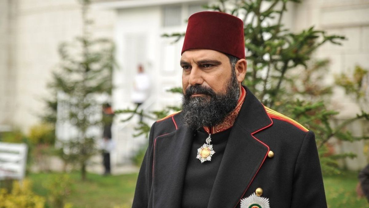 Davete katılan sürpriz konuk kim?