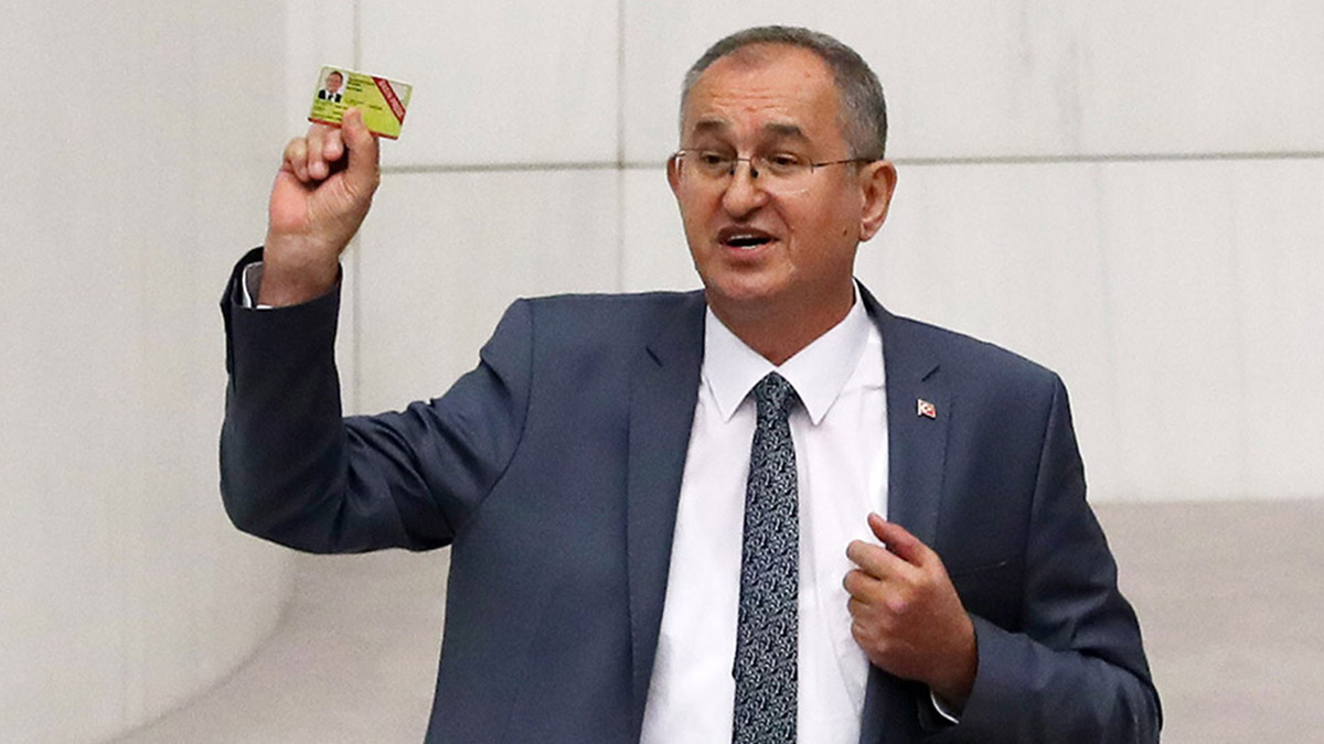 CHP'li Sertel: Basın kartı iptallerinde hiçbir gerekçe göstermiyorlar
