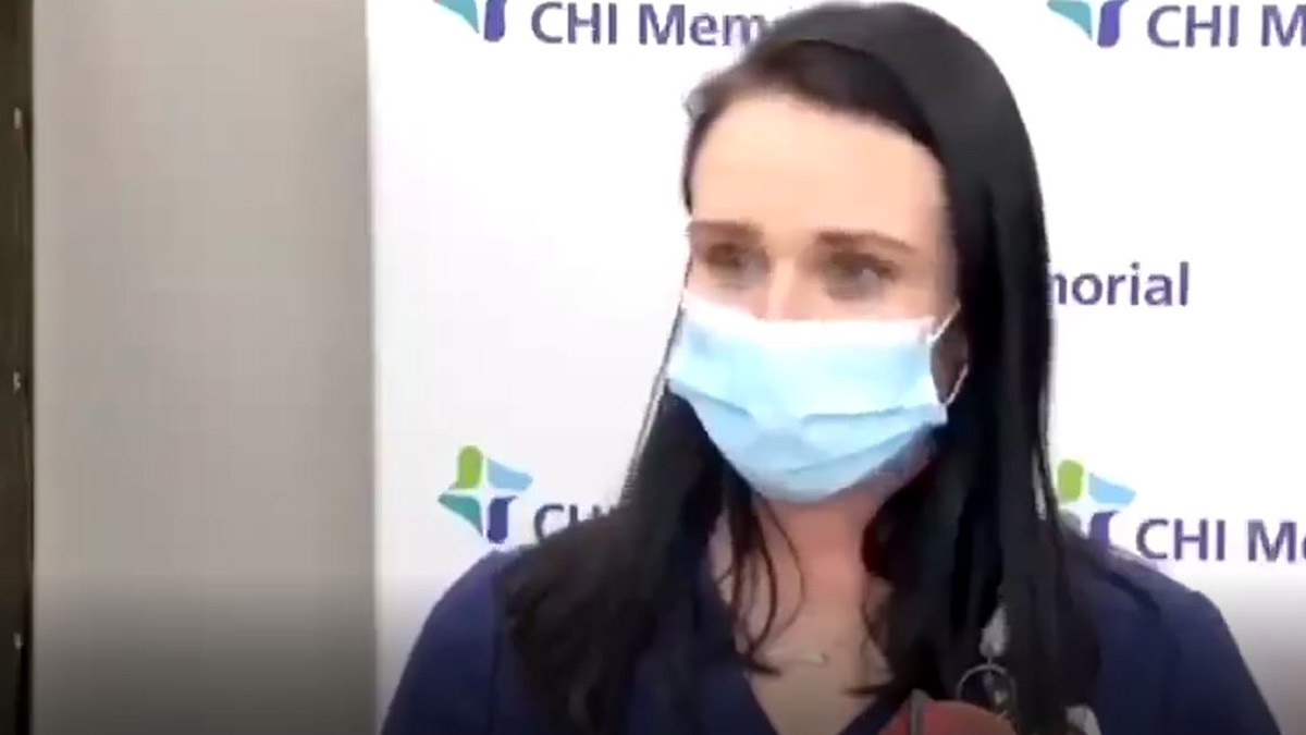 ABD'de koronavirüs aşısı olan hemşire canlı yayında bayıldı