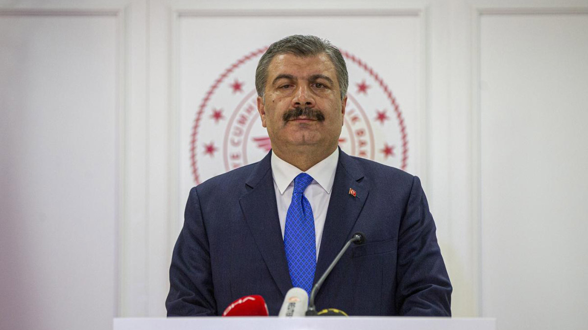 Bakan Koca’dan aşı düzenlemesi açıklaması: Dünya genelinde kullanılan bir yöntem