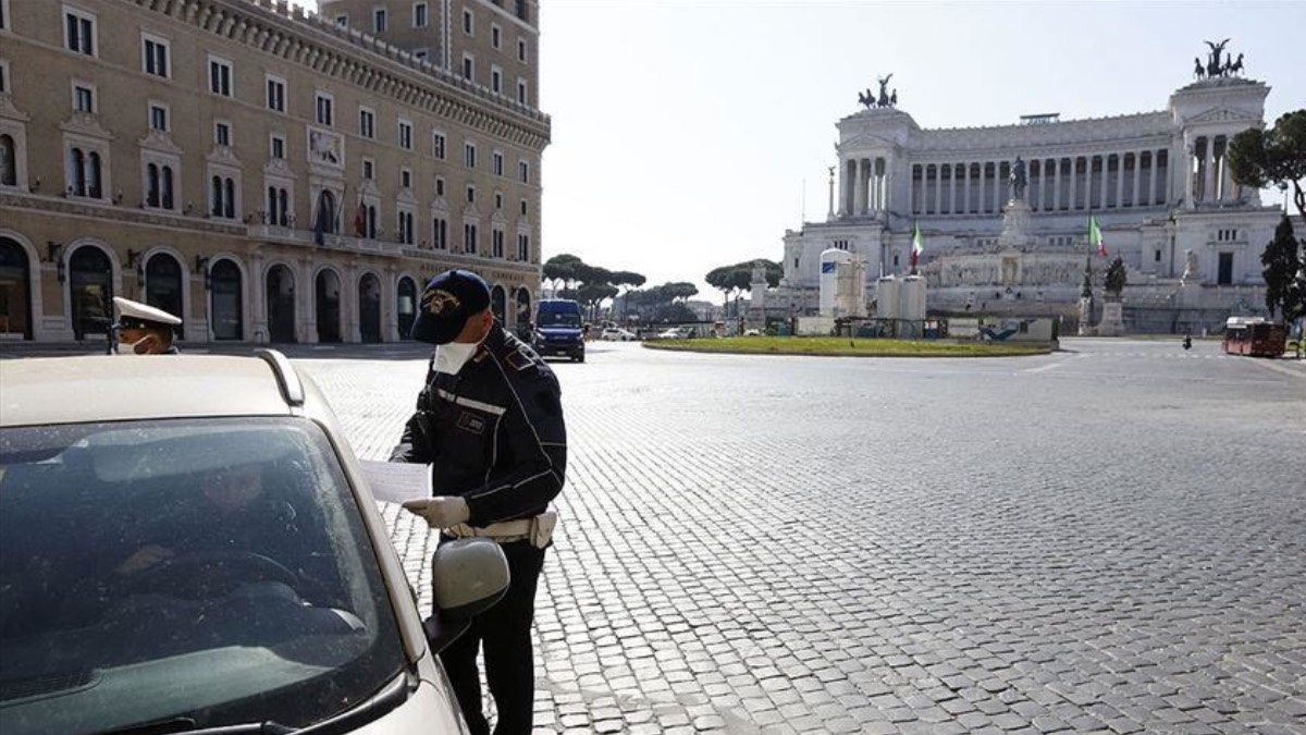 İtalya yeni yılı koronavirüs yasakları ile karşılayacak