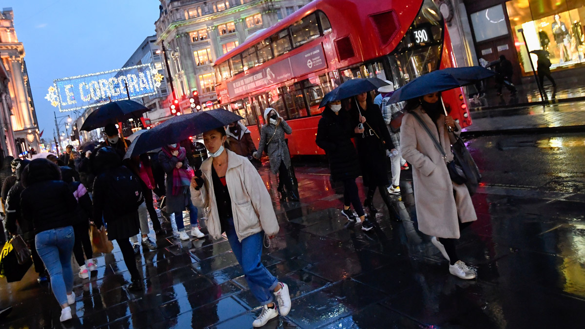 İngiltere’de mutasyonlu koronavirüs paniği
