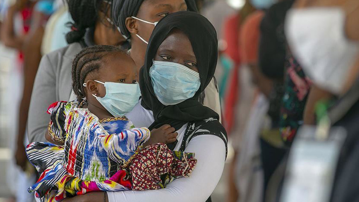 Güney Afrika'da da farklı mutasyona uğramış koronavirüs ortaya çıktı