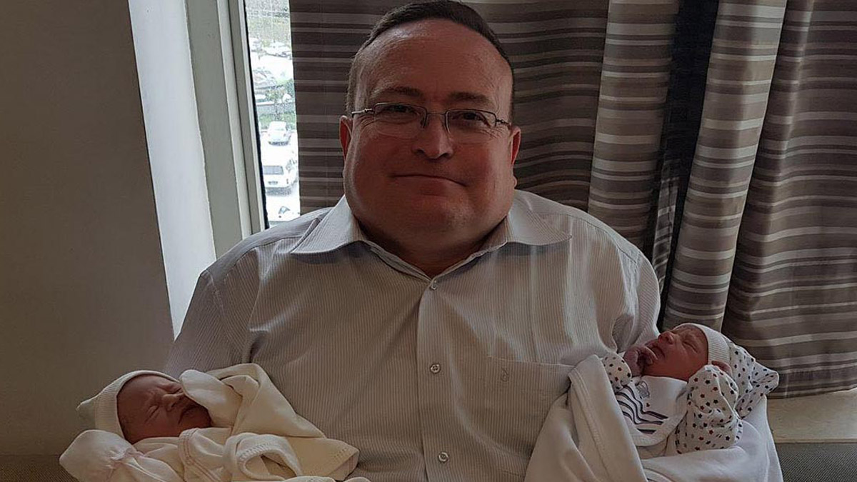 Koronadan ölen doktordan geriye, 'Sağlık çalışanlarını sevin' paylaşımı kaldı