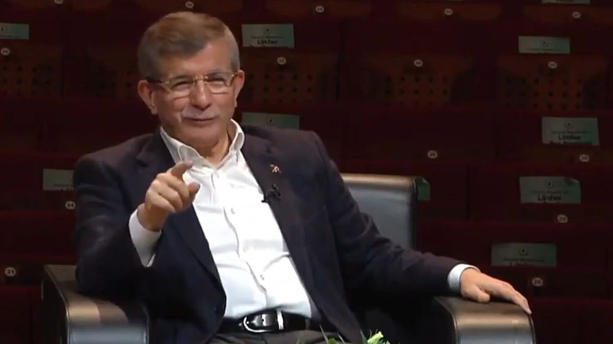 Davutoğlu'ndan Pelikan tepkisi: Kendilerine yeni sahip arıyorlar