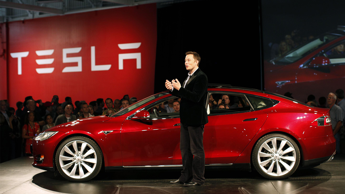 Elon Musk'tan casusluk çıkışı: Tesla'yı kapatırım