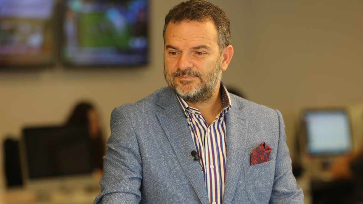 Aşı çalışmalarına katılan gazeteci koronavirüse yakalandı