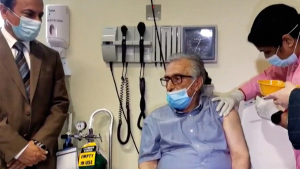 Katar, Pfizer ve BioNTech'in Kovid-19 aşısını uygulamaya başladı