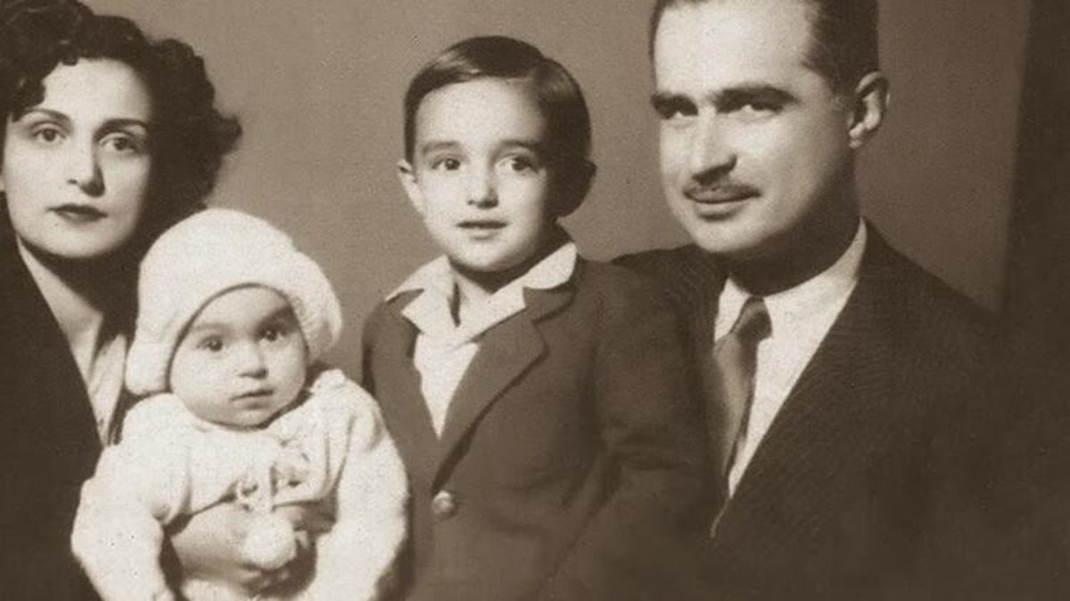 Ziya Osman Saba kimdir?