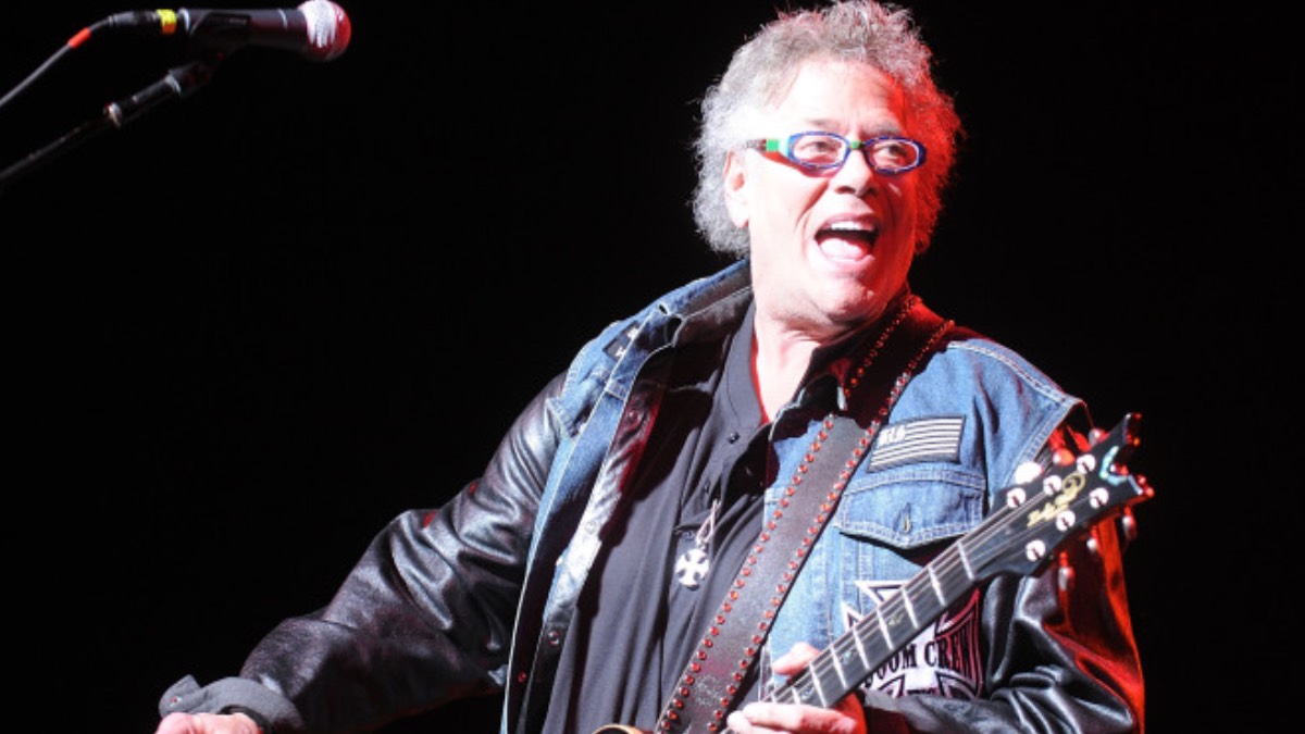 Mountain grubunun gitaristi Leslie West hayatını kaybetti