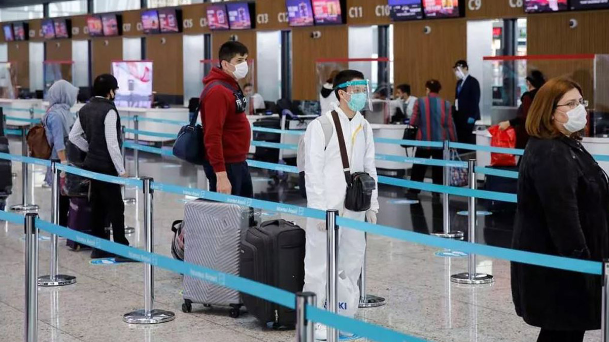 Bakan Koca duyurdu: Türkiye gelecek yolculara test şartı