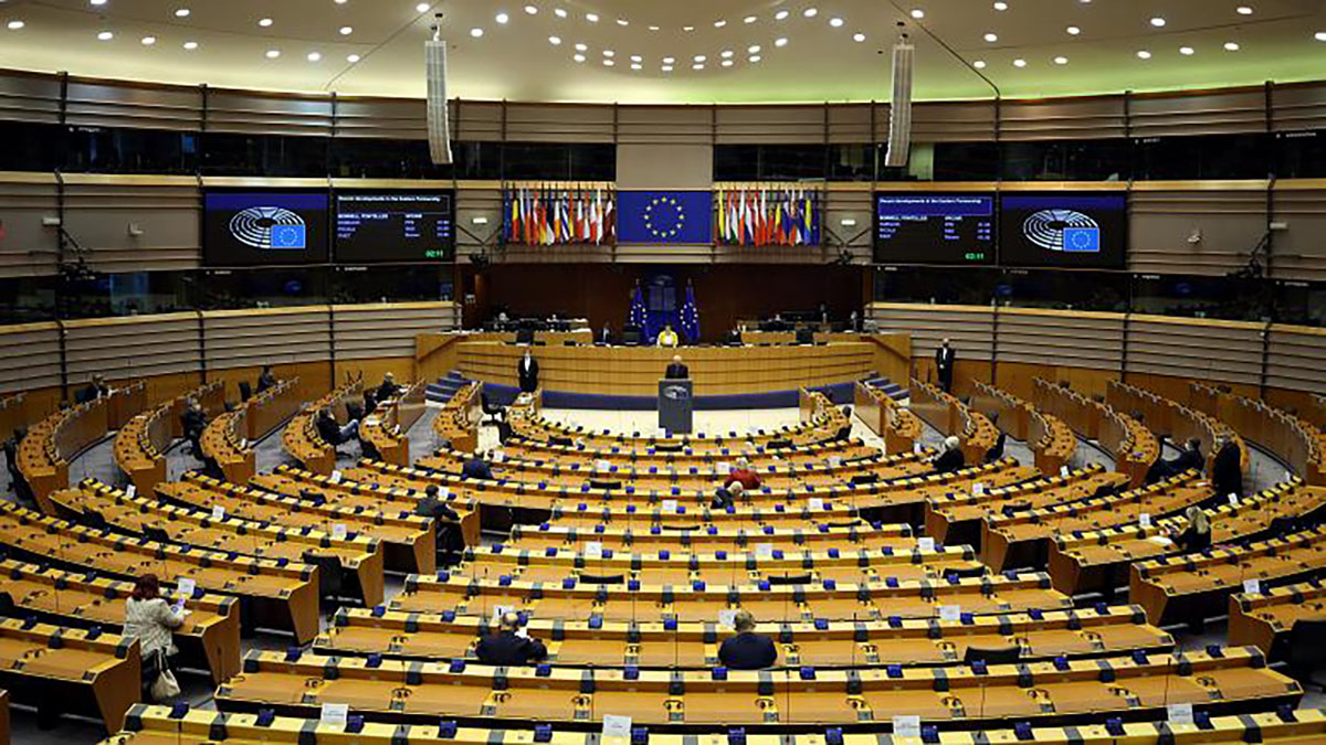 AB Komisyonu'ndan Türkiye'ye Demirtaş, Kavala ve Can Dündar uyarısı