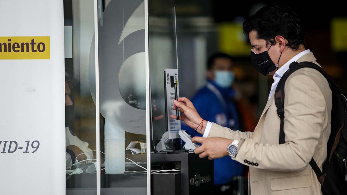 Dünyada Kovid-19 vakaları 80 milyonu aştı